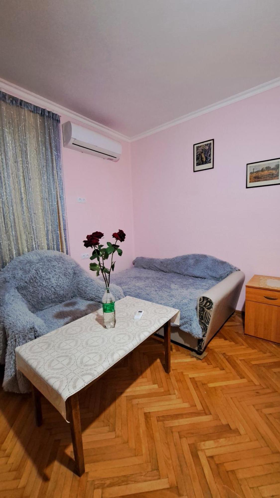Beautiful Apartment In Old Тбилиси Стая снимка